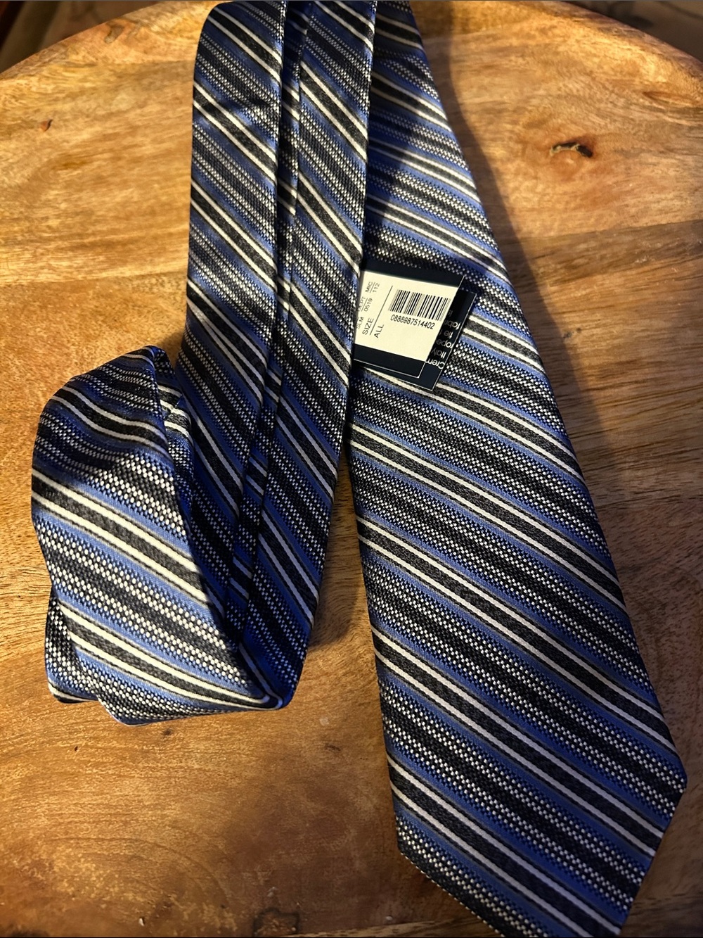 Daniel Cremieux Blue and Light Blue Striped Men's Tie